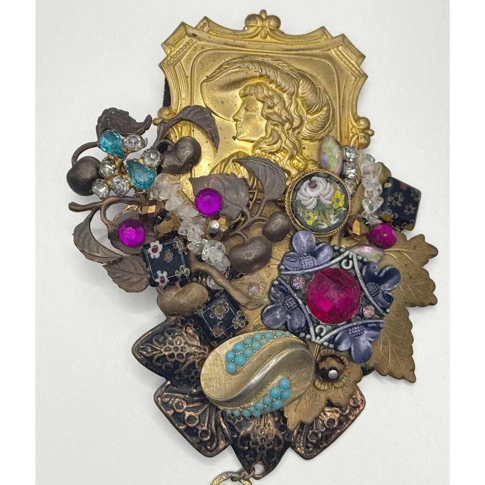 Sarah Jane Signed Assemblage Statement Pendent. V… - image 5